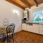 Grosses Gaestehaus Сasa de vacaciones