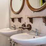 Grosses Gaestehaus Tatil Evi