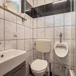 Grosses Gaestehaus Tatil Evi